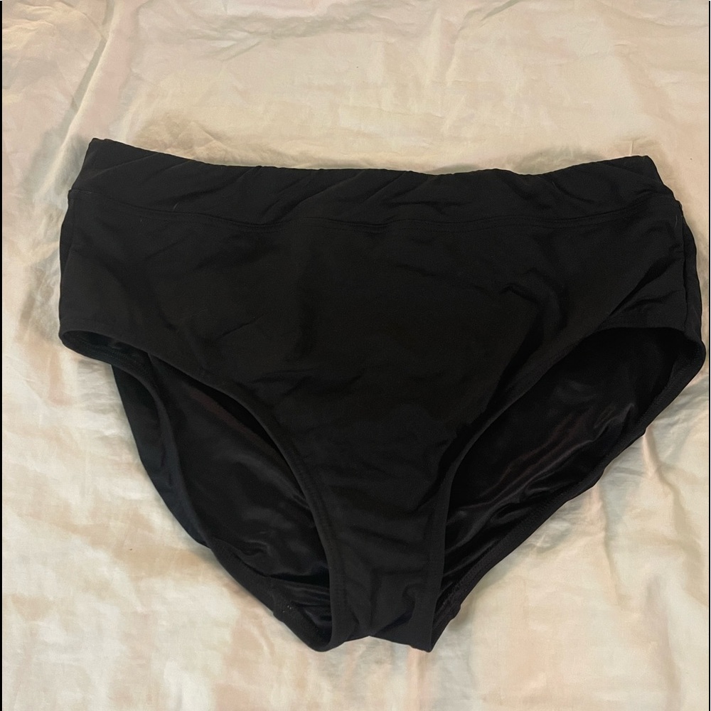 Lands’ End High waisted bikini bottoms size 16